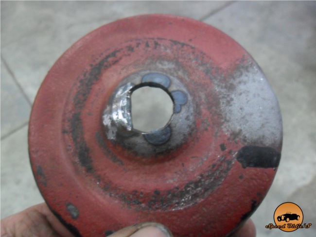 atelier remplacement amortisseurs arrière avant Lotus Elan +2 Big Valve S130 et S130/5